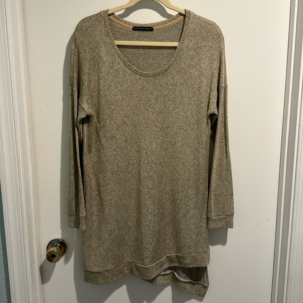 Harlow & Graham Beige Tan Long Scoop Neck Crewneck Tunic Sweater Sz L